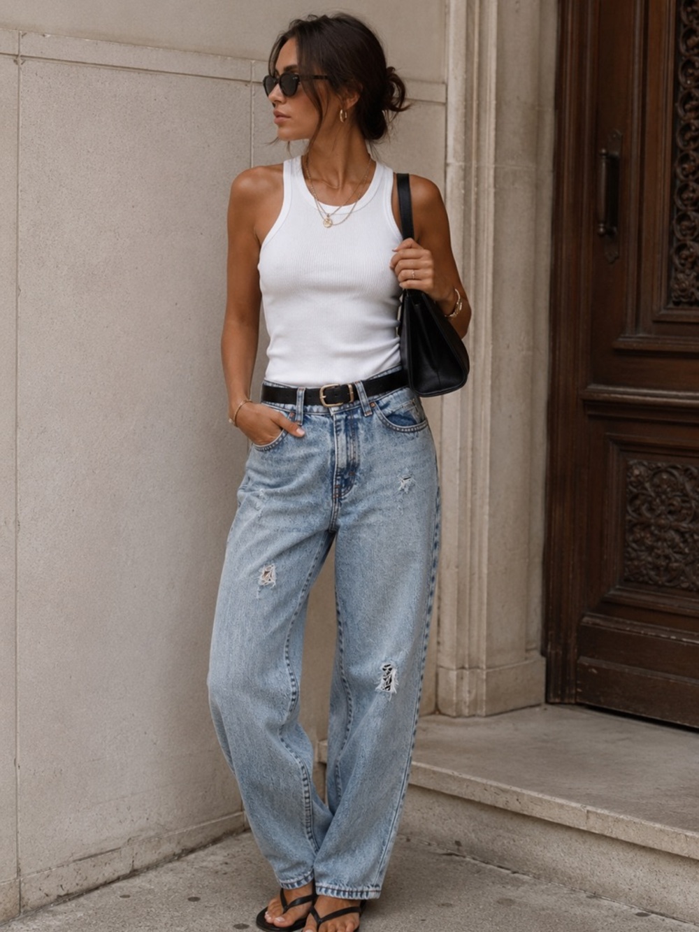 H&G Distressed Mom Jeans Light Wash High Rise Tapered Denim Size 9